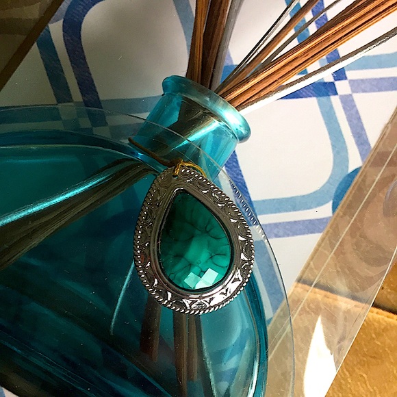 BNIB Iced Juniper&Jasmine Reed Diffuser - Picture 4 of 7